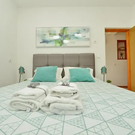 Beautiful 1-bed Kristijan
