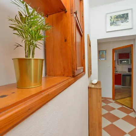 Beautiful 1-bed Kristijan Zadar