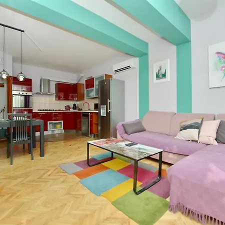 Apartment Beautiful 1-bed Kristijan